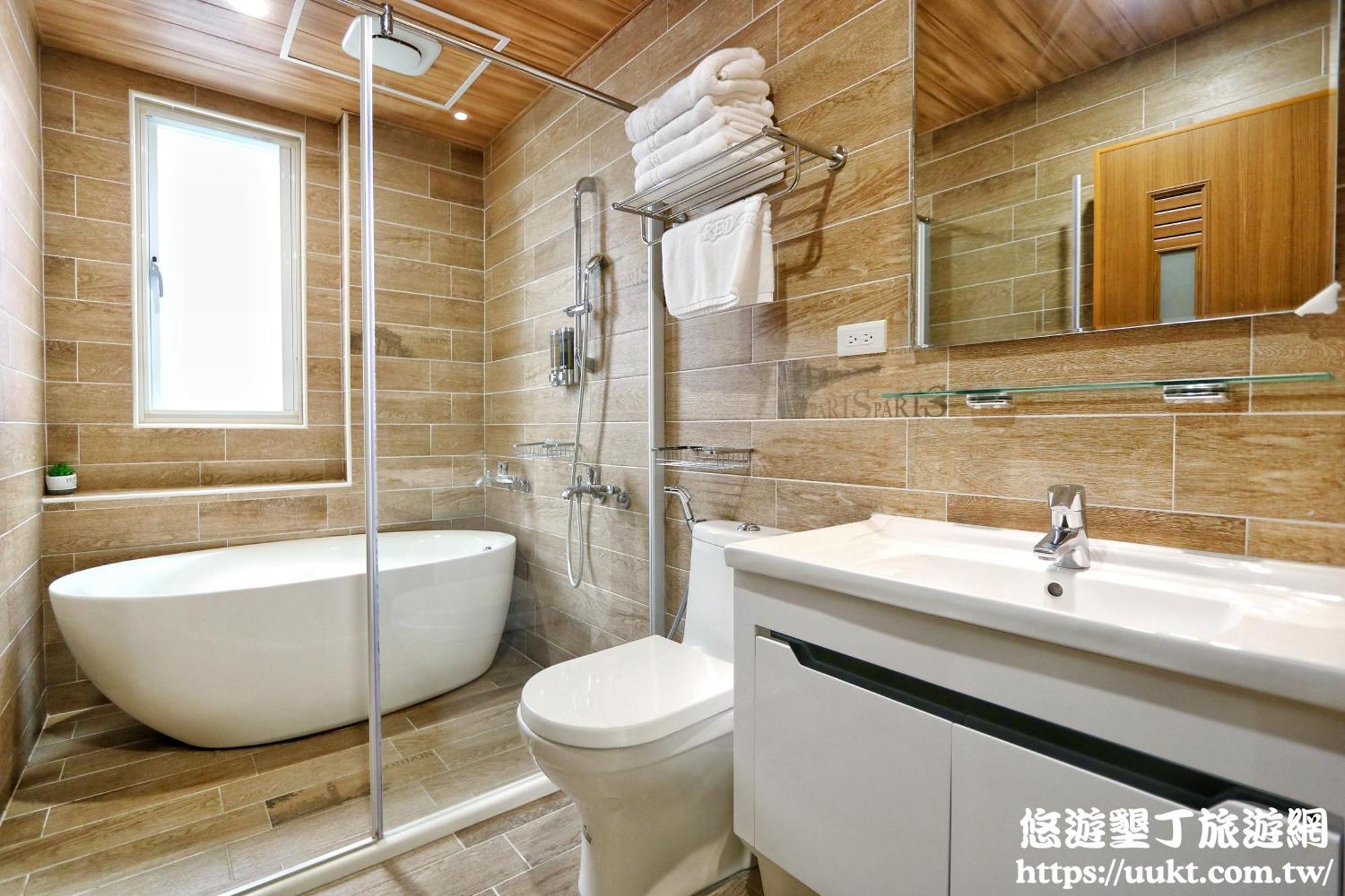 Red Vacation Rental Хенгчун Экстерьер фото